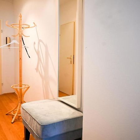 Backpacker Apartment Bahnhof Вена Экстерьер фото