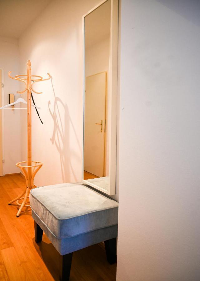 Backpacker Apartment Bahnhof Вена Экстерьер фото